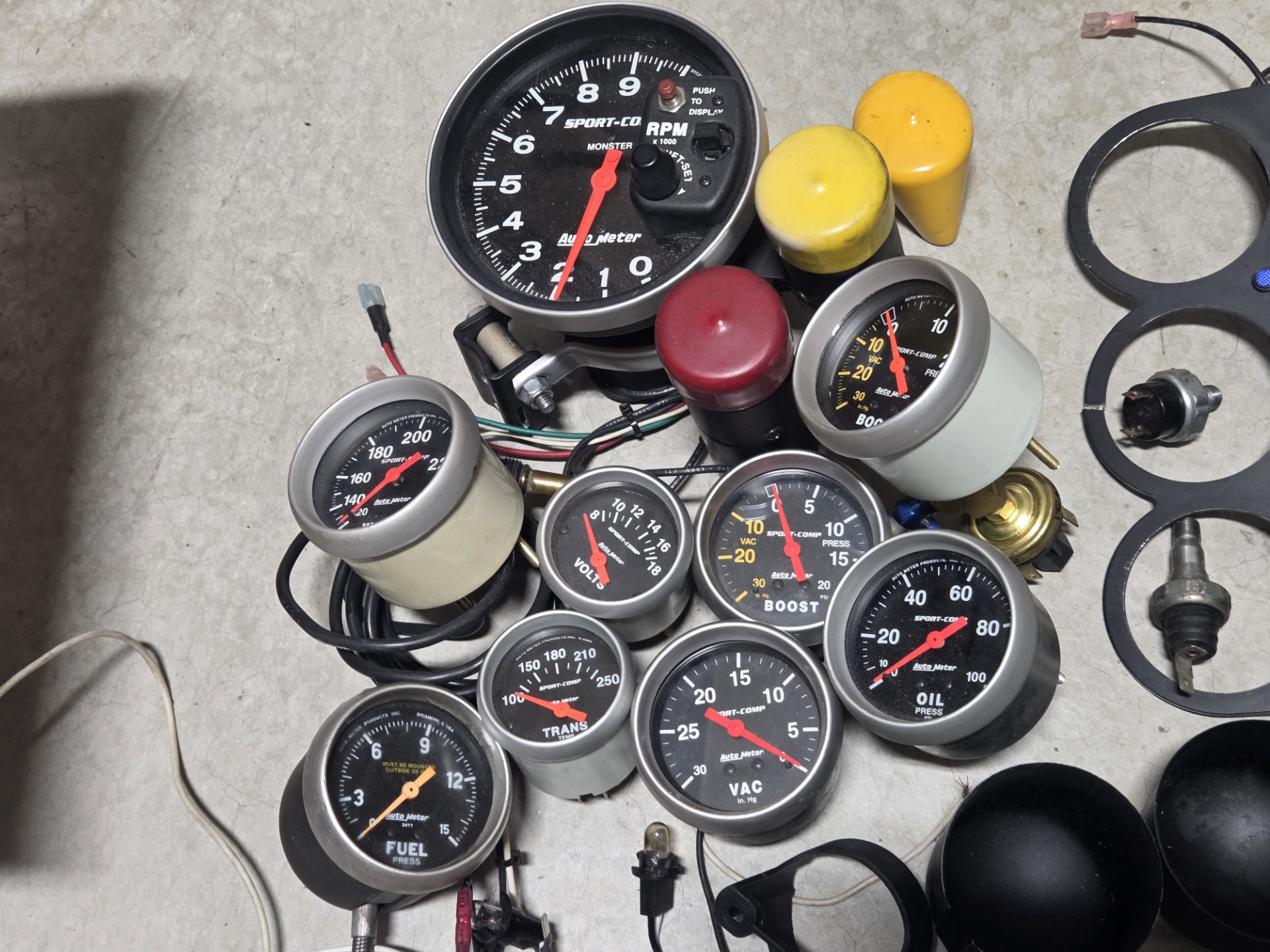 gauge_lot_autometer (3) (1920)